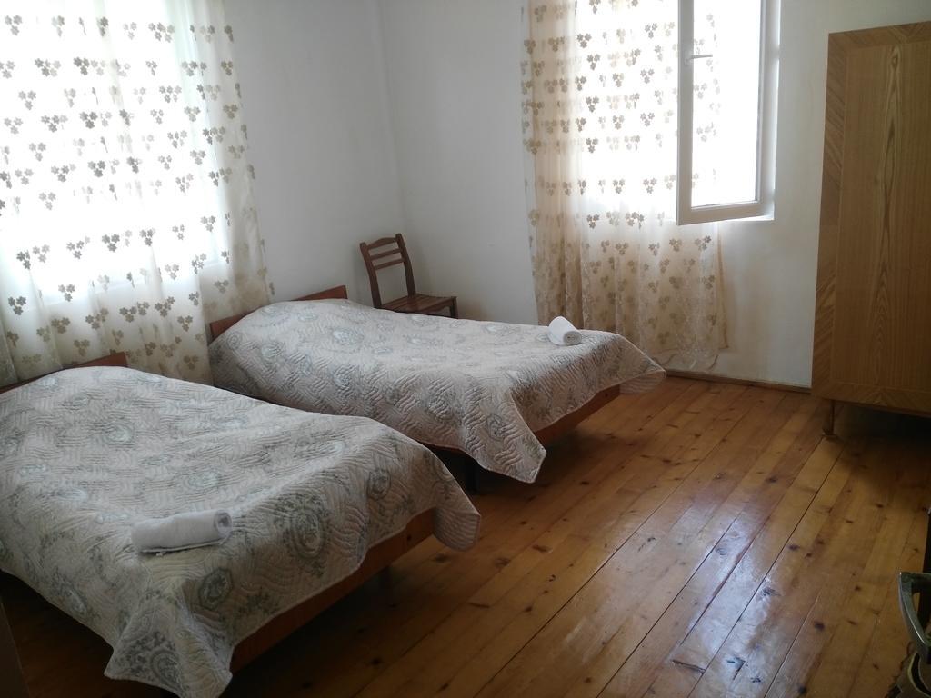 Guesthouse Am Museum Mestia Eksteriør bilde