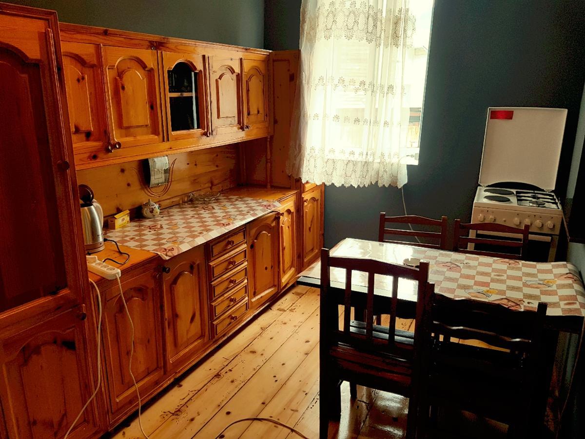 Guesthouse Am Museum Mestia Eksteriør bilde