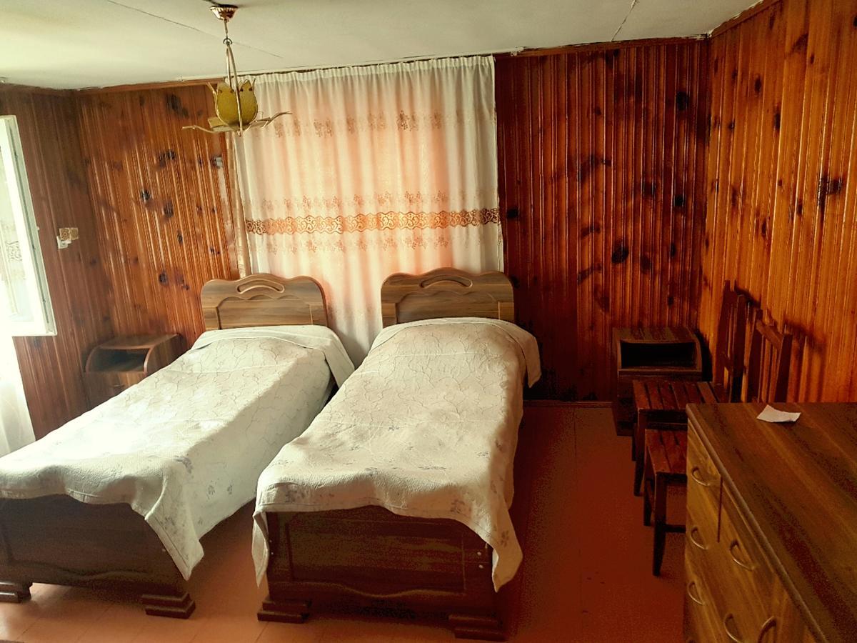 Guesthouse Am Museum Mestia Eksteriør bilde